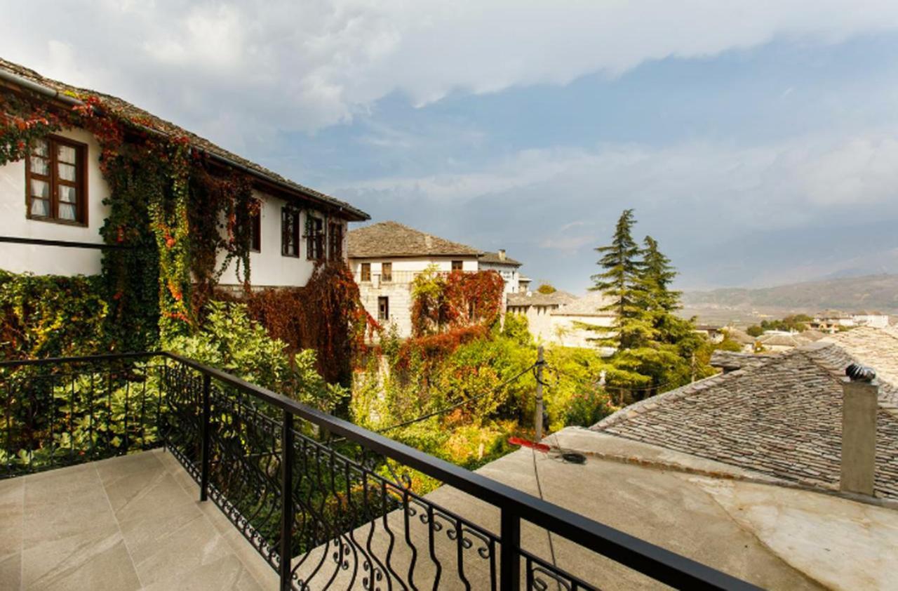 Guest House Tea Gjirokastër Eksteriør billede